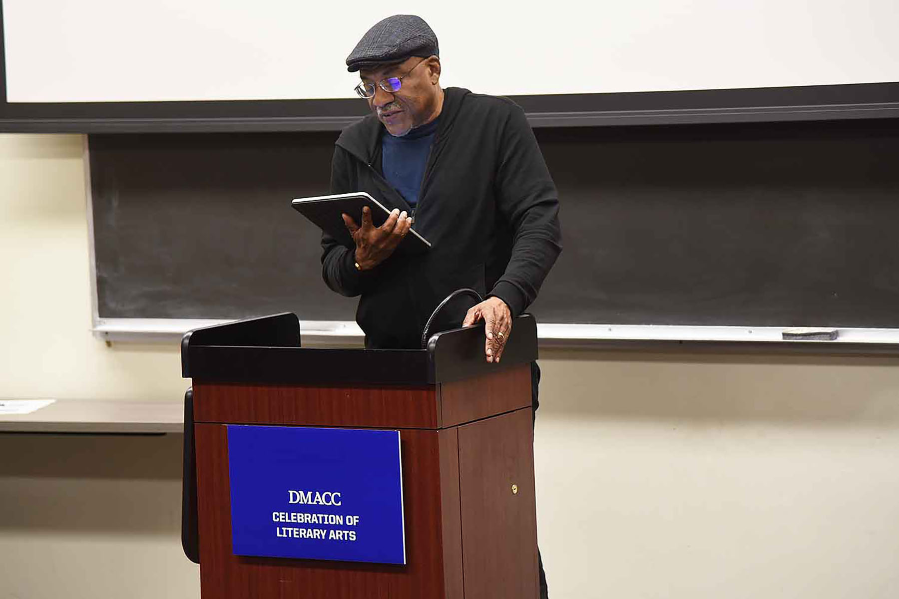 DMACC Celebration of Literary Arts welcomes poet Kwame Dawes.